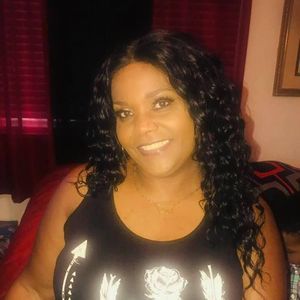 Meet your Posher, Della